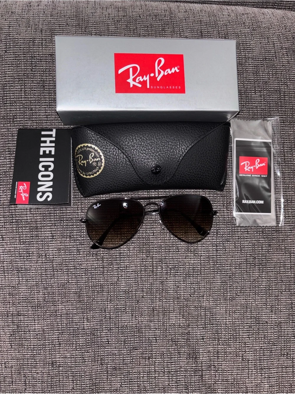 Ray-Ban Aviator Sunglasses - Brown Gradient Lenses